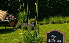 VILLA FER-GUY Beeldige Suite met parking, nabij strand en casino